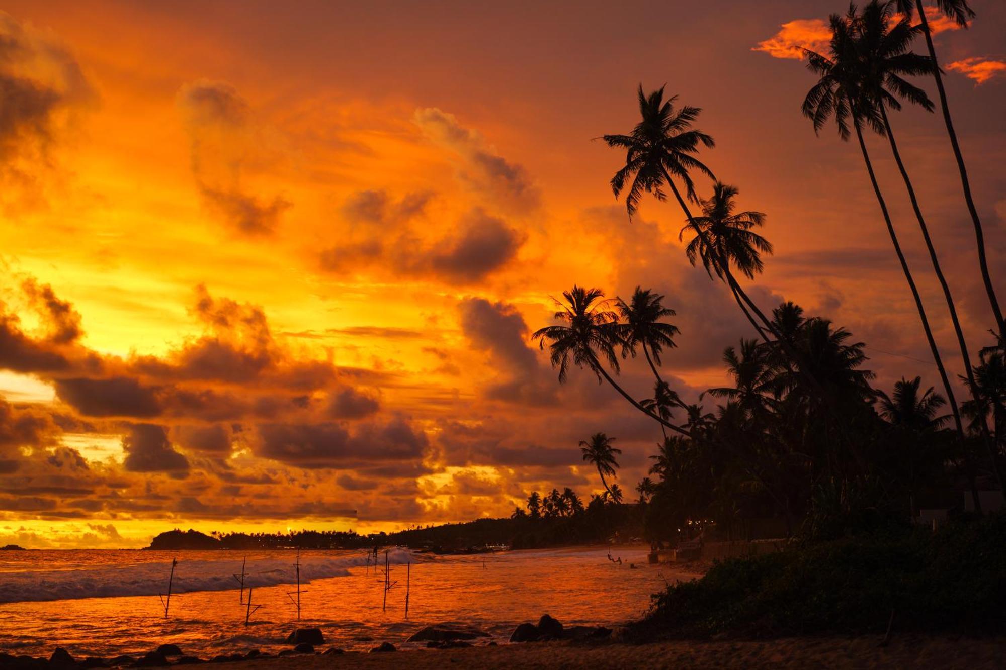 Shanthi Beach Resort Unawatuna Bagian luar foto
